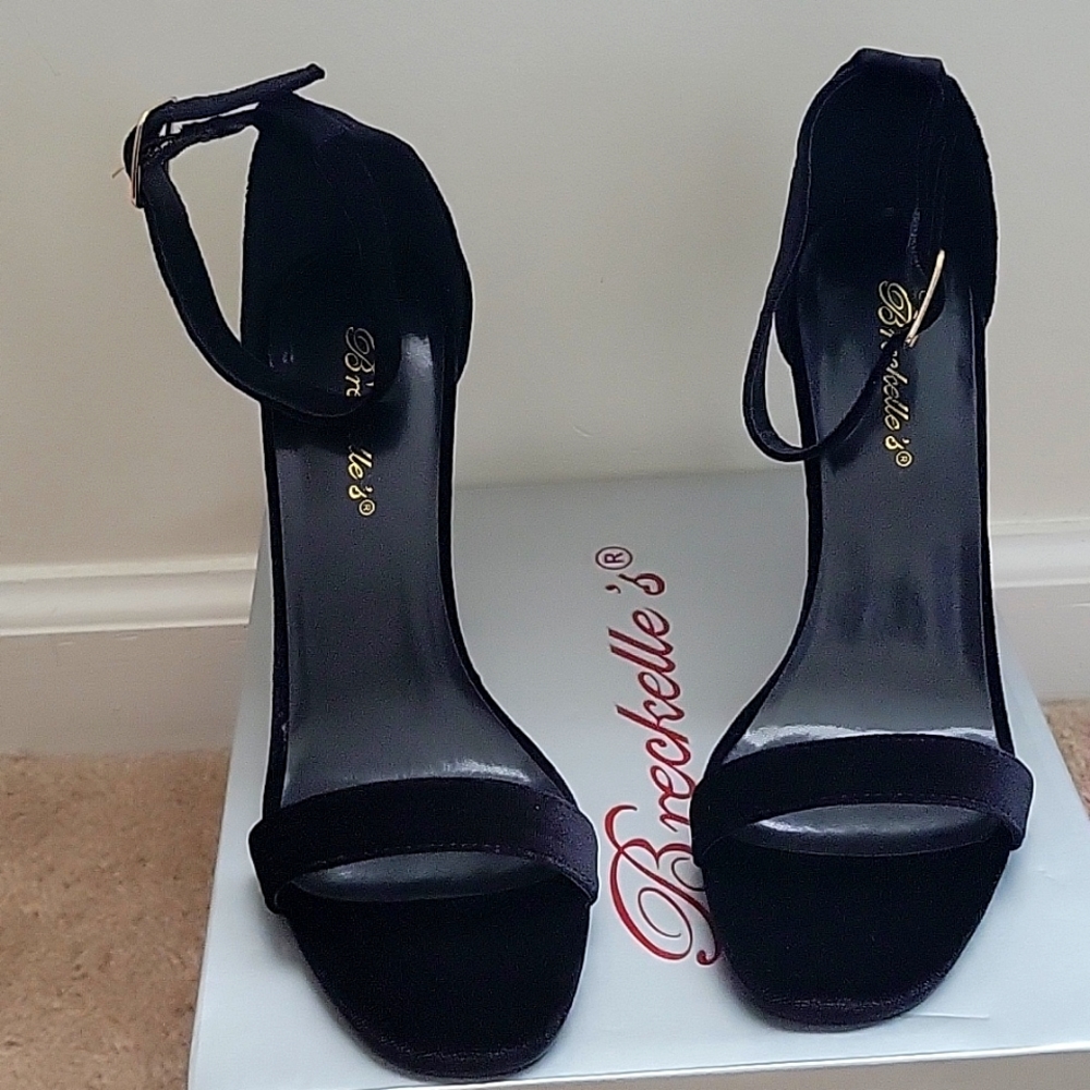 Breckelles Black Velvet heels
